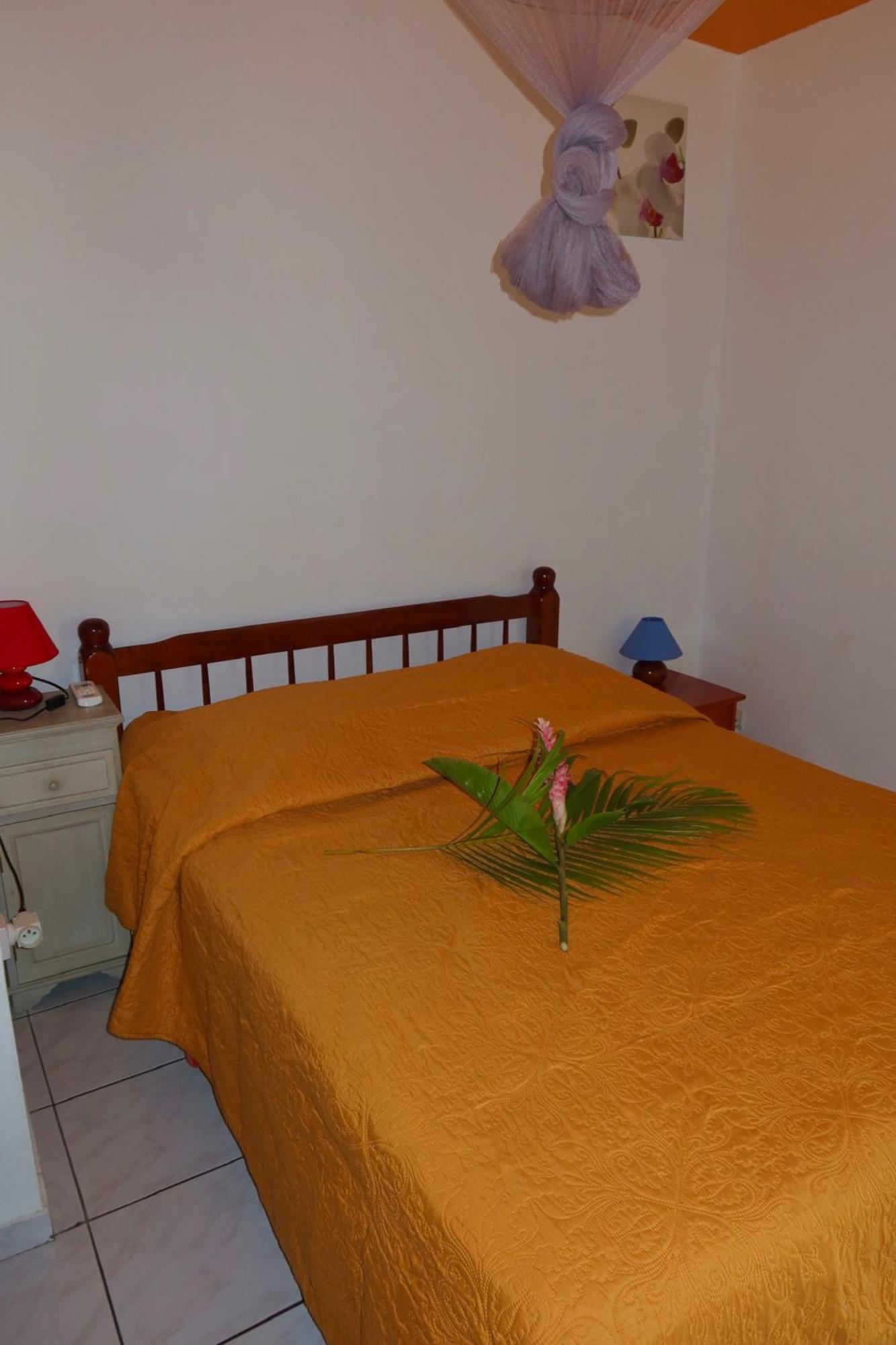 Logement Entier Au Soleil Couchant Deshaies Buitenkant foto
